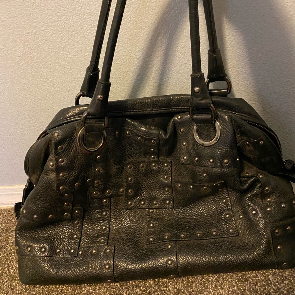 Kenneth Cole Leather Handbang